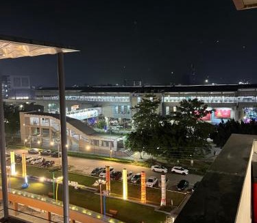 Jaypee Greens Apartment | Serenity Suites