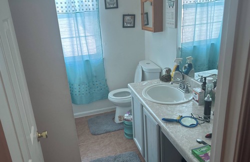 Lithonia House | Serenity’s lookout quite and cozy