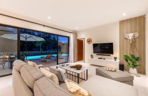 Hua Thanon Villa | Sereniwood 1 - Jungle Retreat Private Pool Villa