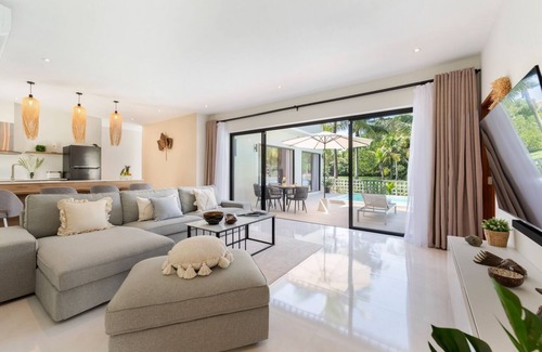 Hua Thanon Villa | Sereniwood1
