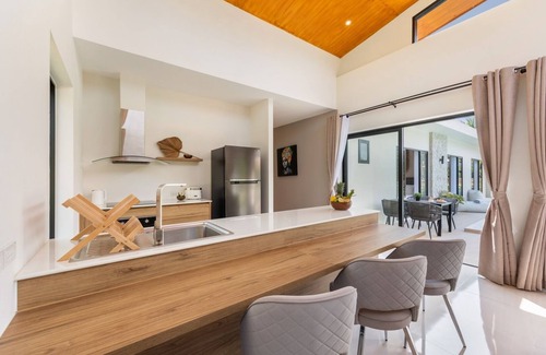 Hua Thanon Villa | Sereniwood2