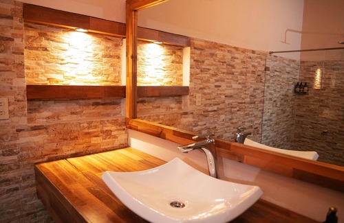 De La Merced Hotel | Sereno Hotel