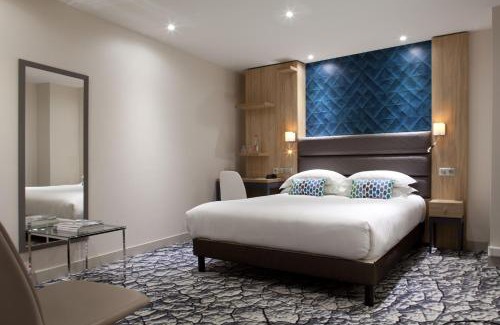 Quartier du Faubourg-Montmartre Hotel | Serotel Suites Opera