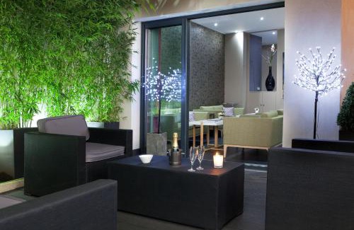 Quartier du Faubourg-Montmartre Hotel | Serotel Suites Opera