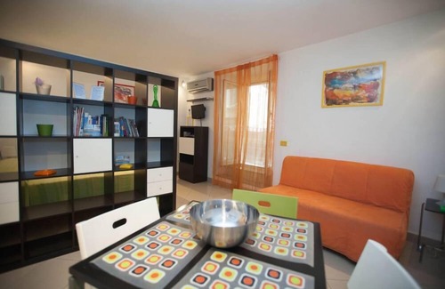 San Ferdinando Apartment | “Serra” House vacations to the center of Naples public square of the Plebiscite