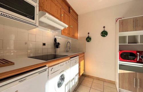 La Salle-les-Alpes Apartment | Serre Chevalier, appartement T3, 4 personnes plein sud avec balcon, près des pistes, Meublé touristique 3 étoiles