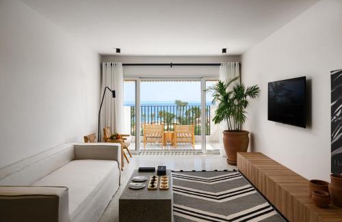 Al Mamsha El Seyahi Hotel | Serry Beach Resort