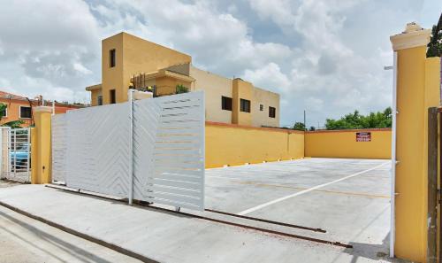 Corales del Sur Apartment | Serviced 1-Bedroom-Apartment in Corales del Sur, Santo Domingo Este
