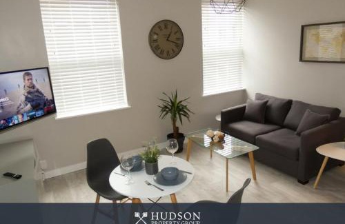 Telford Apartment | Serviced Apartment with Parking