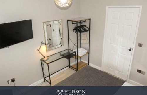 Telford Apartment | Serviced Apartment with Parking