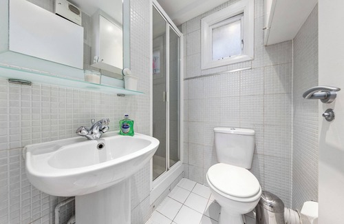 Westbourne Green Apartment | Serviced Studio Flat in Paddington London W2