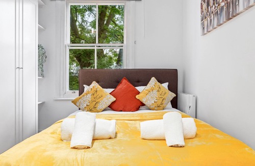 Westbourne Green Apartment | Serviced Studio Flat in Paddington London W2