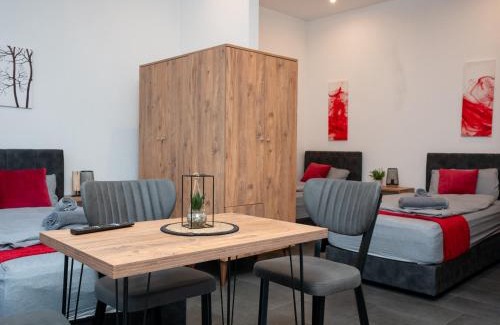 Hochlarmark Apartment | Serviceroom24 - Apartment 2 in Recklinghausen Hoch WLAN - Smart-TV - 24-7 Check-in und Küche