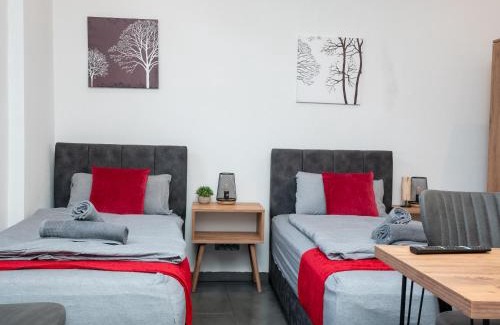 Hochlarmark Apartment | Serviceroom24 - Apartment 2 in Recklinghausen Hoch WLAN - Smart-TV - 24-7 Check-in und Küche