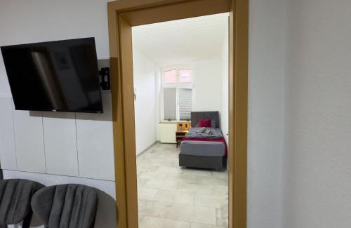 Hochlarmark Apartment | Serviceroom24 - Apartment 6 in Recklinghausen Hoch WLAN - Smart-TV - 24-7 Check-in und Küche