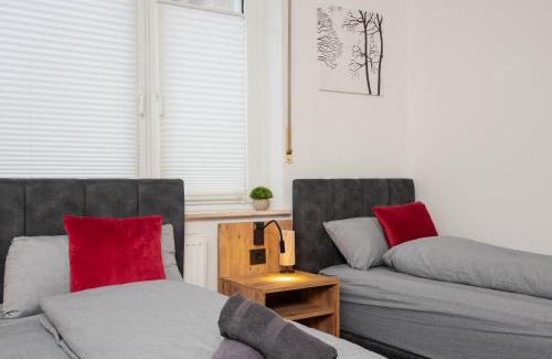 Westerholt Apartment | Serviceroom24 - Apartment 1 in Herten WLAN - Smart-TV - 24-7 Check-in und Küche