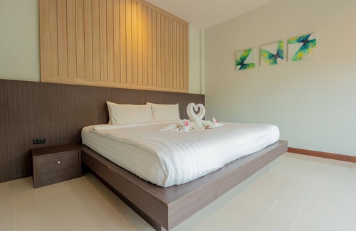 Rawai Hotel | SeToVa Naiharn Grand Pool Villa, Rawai