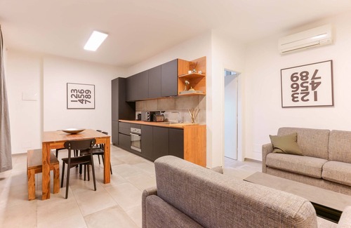 Historic Center Apartment | Sette Chiese Apartment