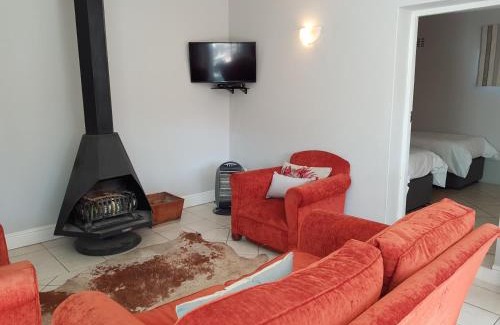 Grahamstown Apartment | Settler Cottage Apartment