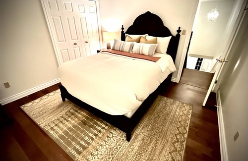 Historic Old Town Bed & Breakfast | Settlers Suites