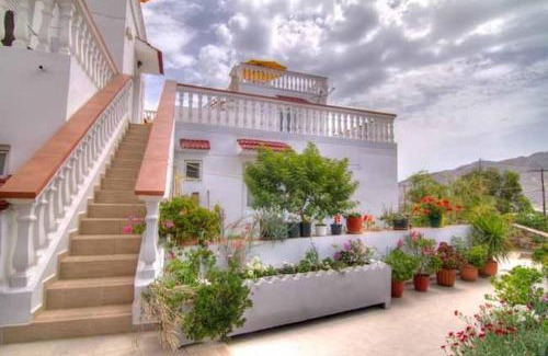 Livadia Apartment | Seva' s Studios
