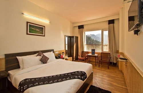 Shimla Hotel | Seven Hills Hotel