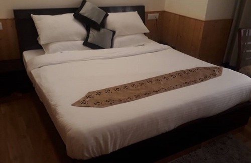 Shimla Hotel | Seven Hills Hotel