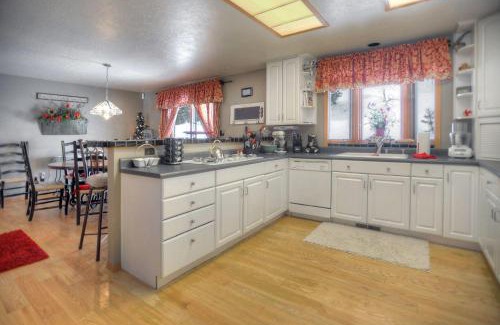 Bayfield House | Seven Pines Cabin in Vallecito Lake Area