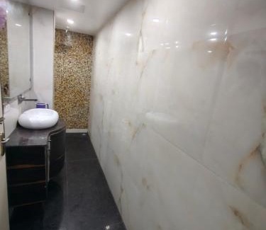 Adarsh Nagar Hotel | Seven Seas Guest House