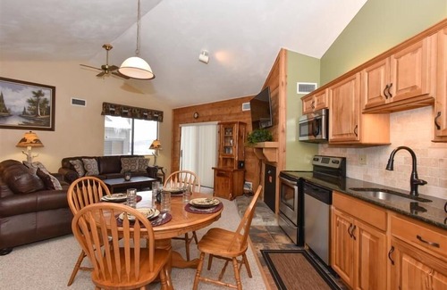Seven Springs Condo | Seven Springs 1 Bedroom Premium Condo, Ski In/Ski Out by RedAwning - Save 10% on 3 Nights, 15% on 5 Nights!