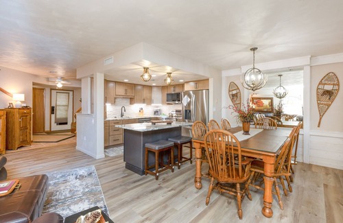 Seven Springs Condo | Seven Springs Meadowridge 3 Bedroom Standard Condo - Sleeps 10, Pet Friendly! by RedAwning