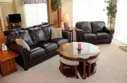 Seven Springs Condo | Seven Springs Stoneridge 3 Bedroom + Loft Standard Condo - sleeps 8, private deck! by RedAwning - Save 10% on 3 Nights, 15% on 5 Nights!