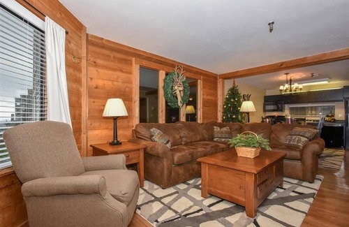 Seven Springs Condo | Seven Springs Stoneridge 3 Bedroom Standard Condo with Ski-In/Out, Mountain Views! by RedAwning - Save 10% on 3 Nights, 15% on 5 Nights!