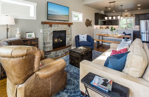 Tolovana Park House | Seven Spruce by AvantStay |10 Mins to Tolovana Beach State Park