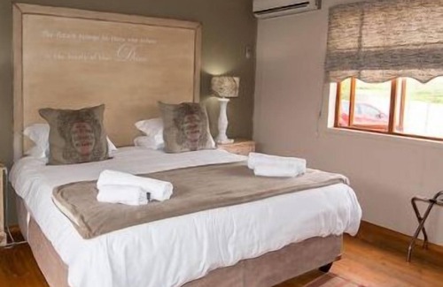 Moqhaka House | Sevens Guest House