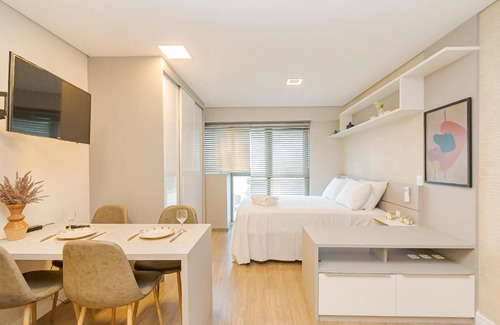 Reboucas Apartment | Sevent Avenue Oxford -7th052