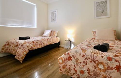 Midland Apartment | Seventh Heaven in Midland - family perfect- sleeps 4
