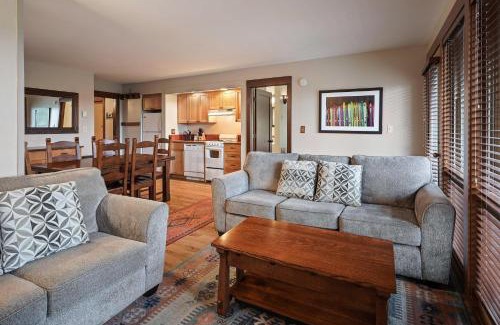 Bend House | Seventh Mountain 1123