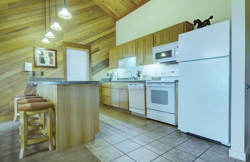 Bend Hotel | Seventh Mountain Resort
