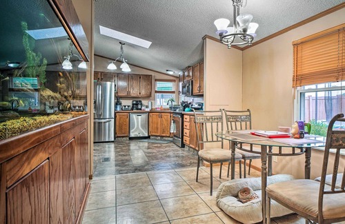 Sevierville House | Sevierville Home: Lookout Deck, 10 Mi to Dollywood