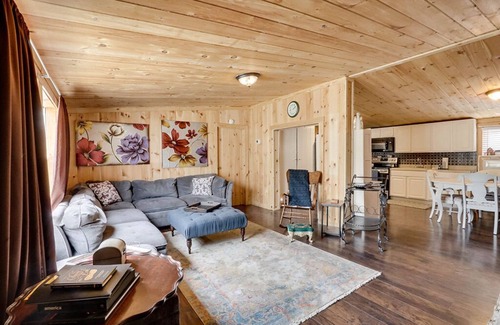 Sevierville House | Sevierville - Smokey Mountain Hideaway - 3 Bdrms.