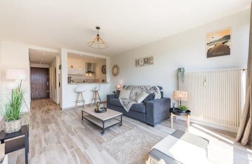 Sevrier Apartment | SEVRIER - Le cocon des Mouettes, Spacieux studio neuf à 2 pas du lac, Une Exclusivité LLA Selections depuis 2019