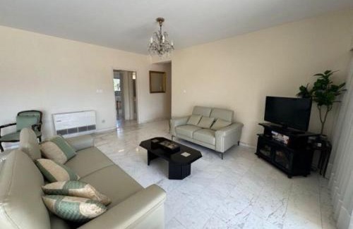 Agios Athanasios Apartment | Sfina Sea view apartment by Ezoria villas