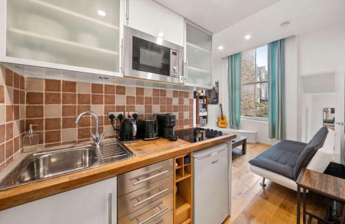 Little Venice Apartment | SG, Elegant Suite in Paddington Central London