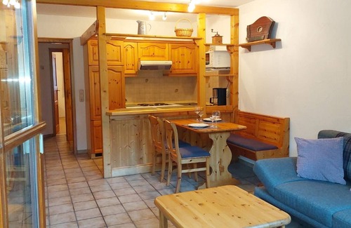 Missen Apartment | SH 6/6 Fewo Schneeheide im Feriendorf Sonnenhang - Ferienwohnung Schneeheide im Feriendorf
