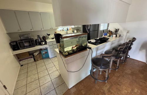 Kingman House | Shaded 2 bedrooms of a 3-bedroom house with WiFi, AC Less than a mile from Rt 66