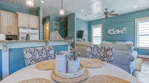Lakeside at Blue Mountain Beach House | Shades of Blue - Beautiful 4 bedroom home in Blue Mountain Beach
