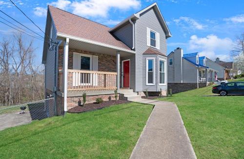 Clarksville House | Shades Of Gray Clean, Updated, & Comfy