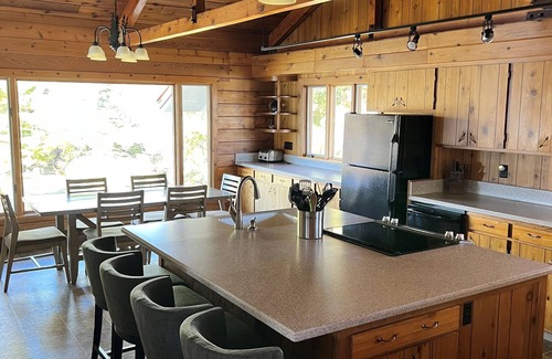Waupaca House | Shadow Lake Retreat House ~ Waterfront ~ Includes kayaks, paddle boards, bikes.