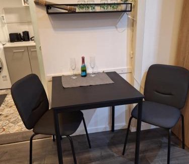Belso-Ferencvaros Apartment | Shadowlily